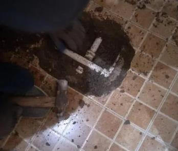海港卫生间漏水维修公司为您分享下卫生间渗水如何处理及注意事项